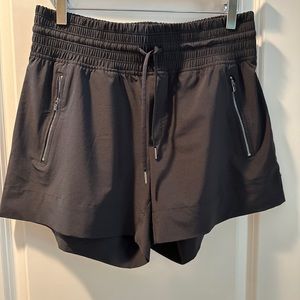 Athleta Camden black shorts